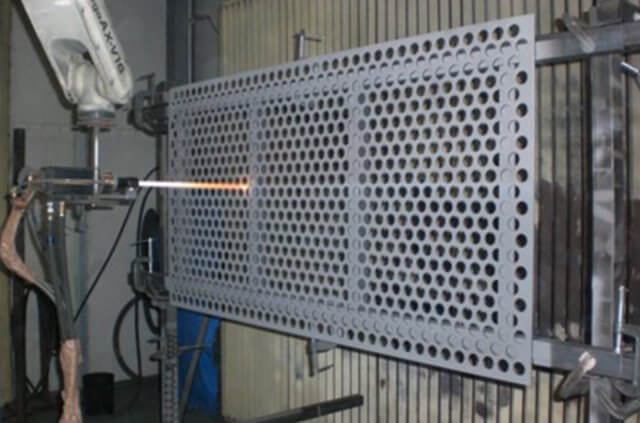 ボイラースクリーン（高速フレーム溶射)