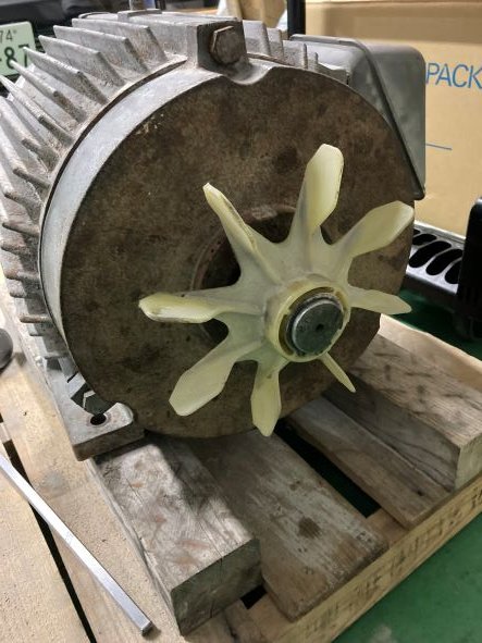 クーラーレベルファンモーター整備 | 