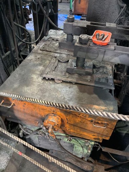 LKM1600tトランスファーBOX入替工事 | 